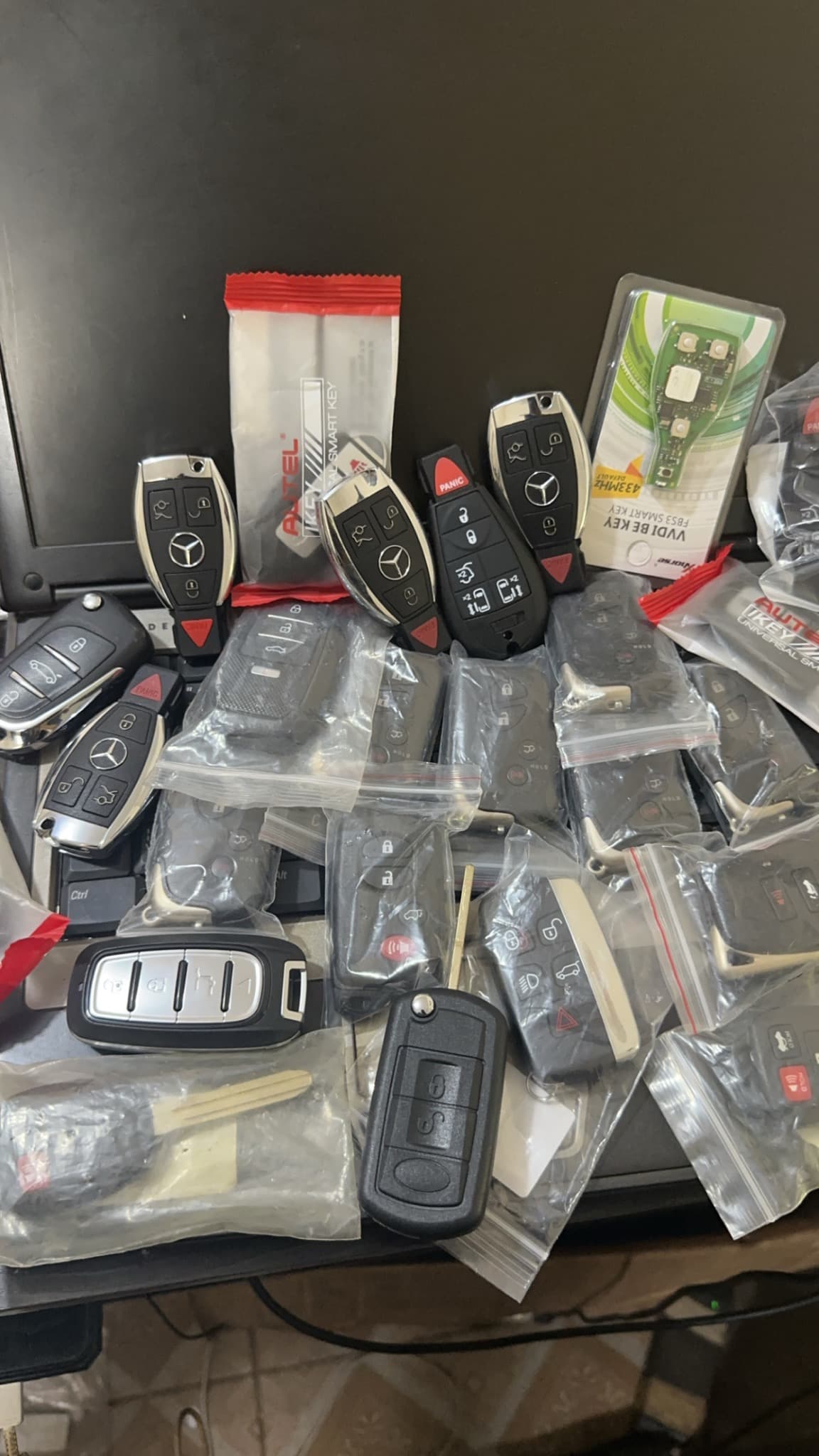 Smart key stock